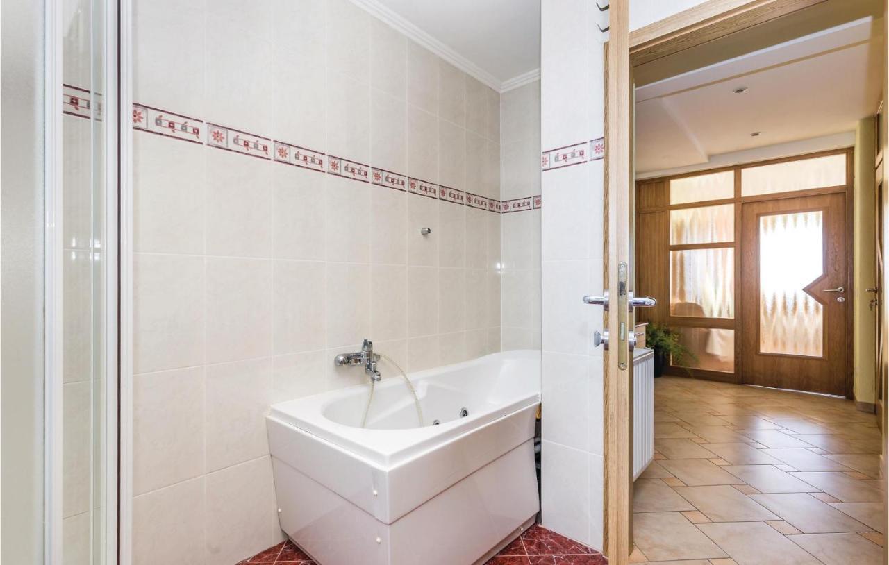 Stunning Apartment In Volosko With House Sea View Zewnętrze zdjęcie